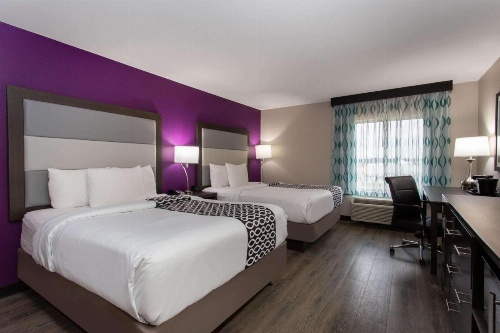 La Quinta Inn & Suites by Wyndham Effingham image 21