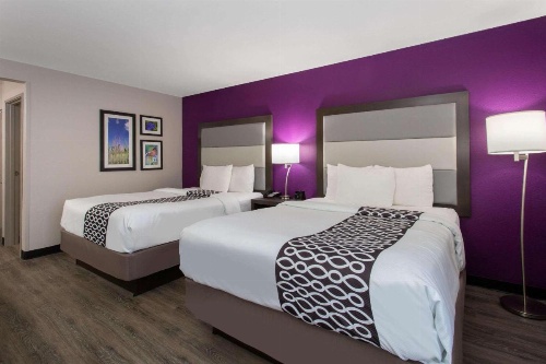 La Quinta Inn & Suites by Wyndham Effingham image 34