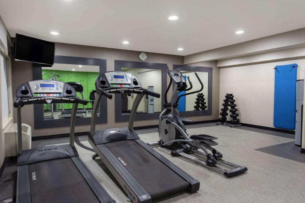 La Quinta Inn & Suites by Wyndham Effingham Image 37